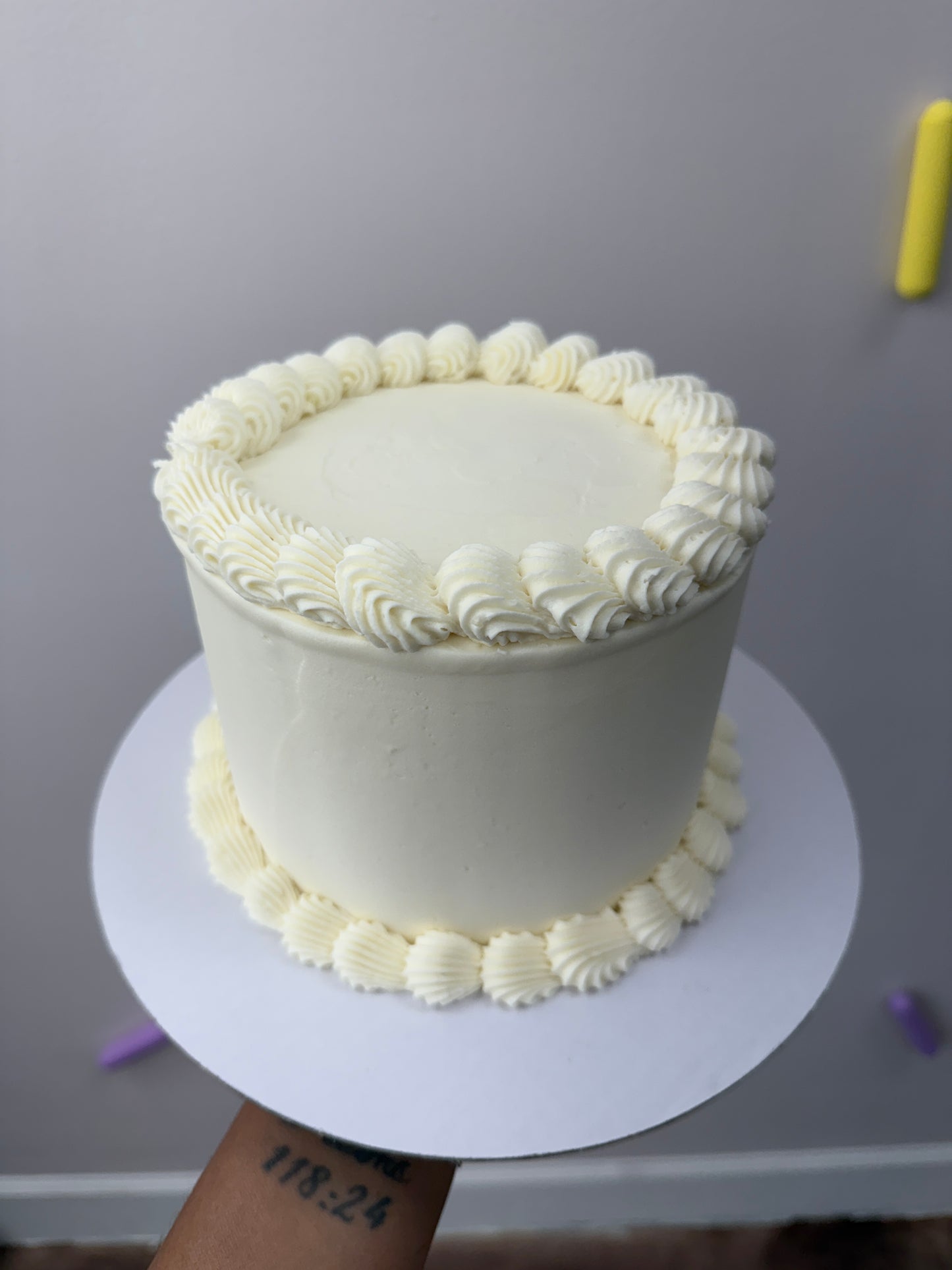 Case Cake