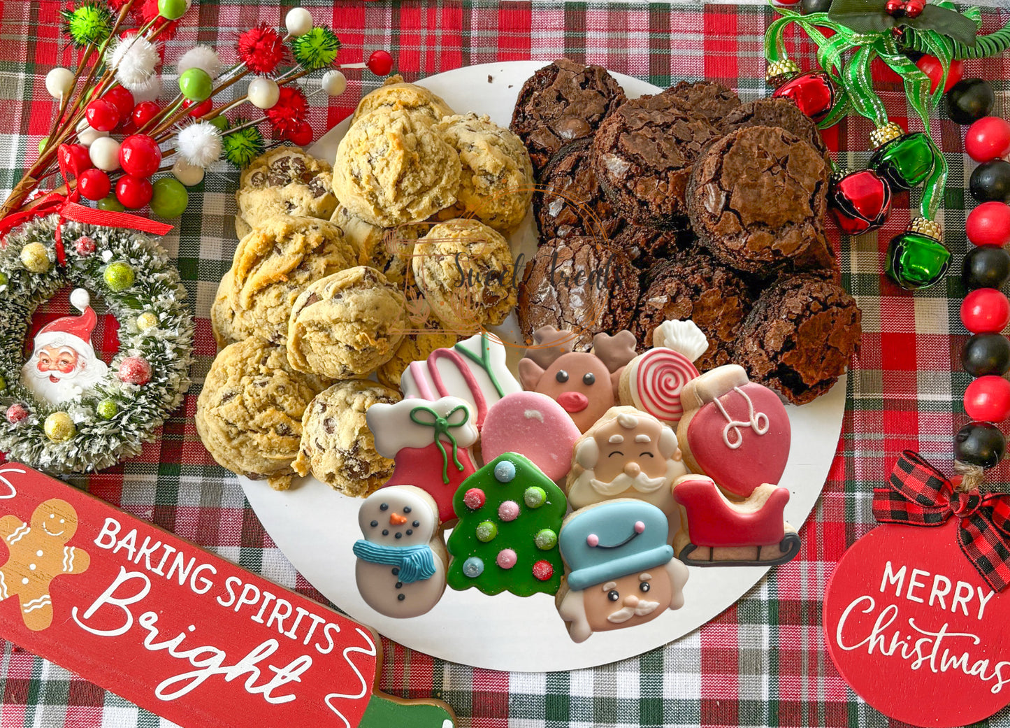 36 Ct Christmas Platter